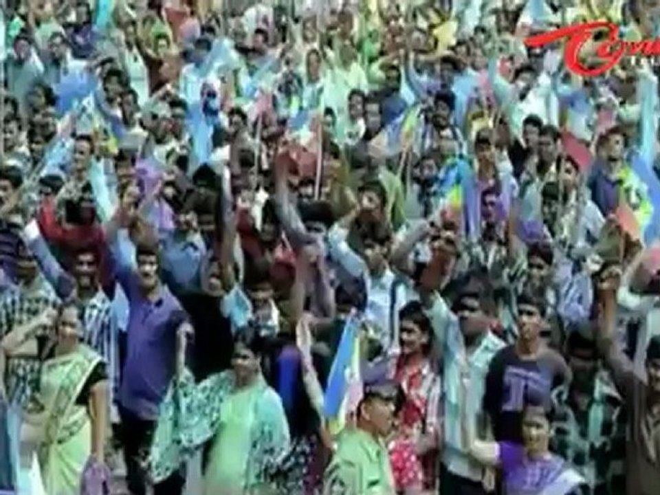 Cameraman Gangatho Rambabu Theatrical Trailer - Pawan Kalyan - Tamanna