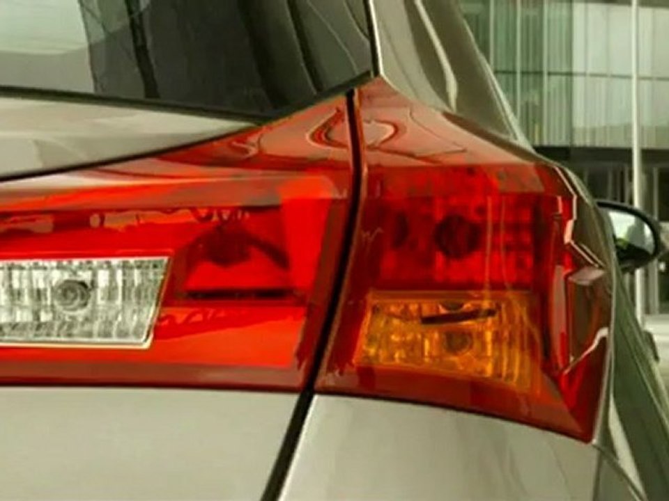 Nuova Toyota Auris al Salone di Parigi 2012