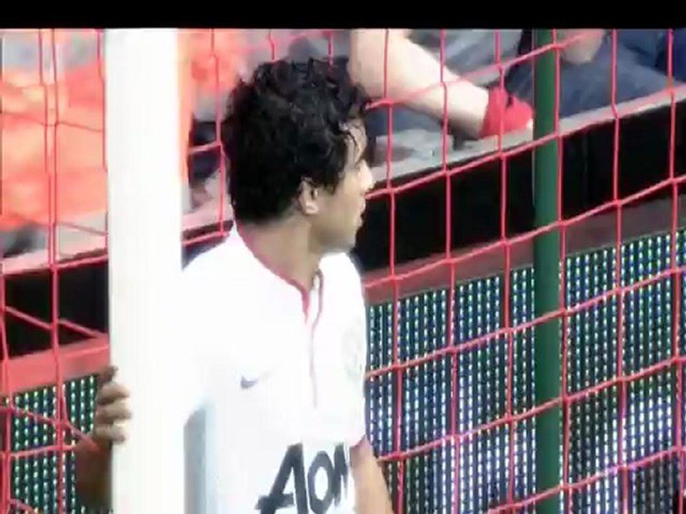 Rafael named Manchester United Player of the Month
