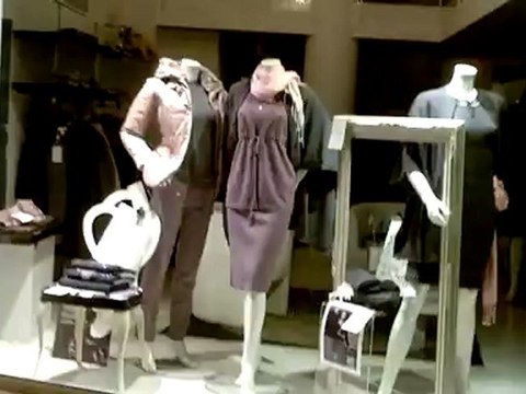 Videotest BlackBerry PlayBook (per confronto con BB 9860 Torch di notte)