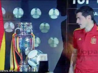 Íker Casillas se ríe de sus críticas