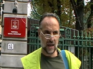 Rev.Dragos Militaru la sediul  PSD din Bucuresti (3.Oct.2012) (1)