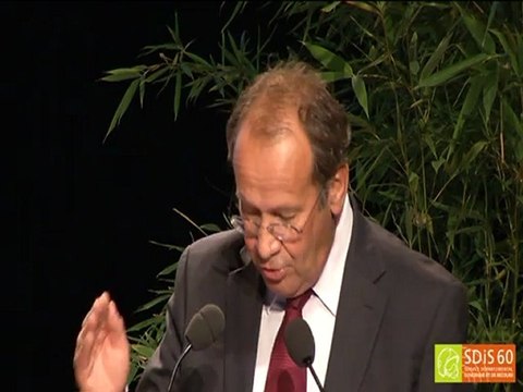 Yves Rome s'adresse aux sapeurs-pompiers volontaires (Congrès national d'Amiens - 2012)