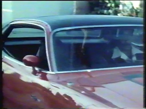 Slaughter's Big Rip-Off (1973) Lady in distress