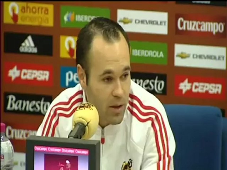 Iniesta: "El campo recuerda a cuando éramos cadetes"
