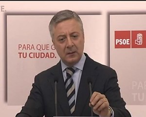 Blanco habla de Tomás Gómez como la futura "presidenta" de la Comunidad de Madrid