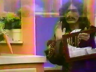 Captain Kangaroo (Carrotts a Go-Go  12-19-1975)