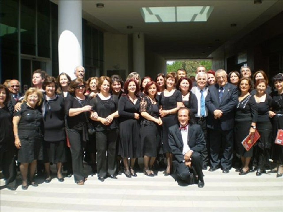 Buna  ömrüm boyunca oynadım.Tolga Sağ solsun.