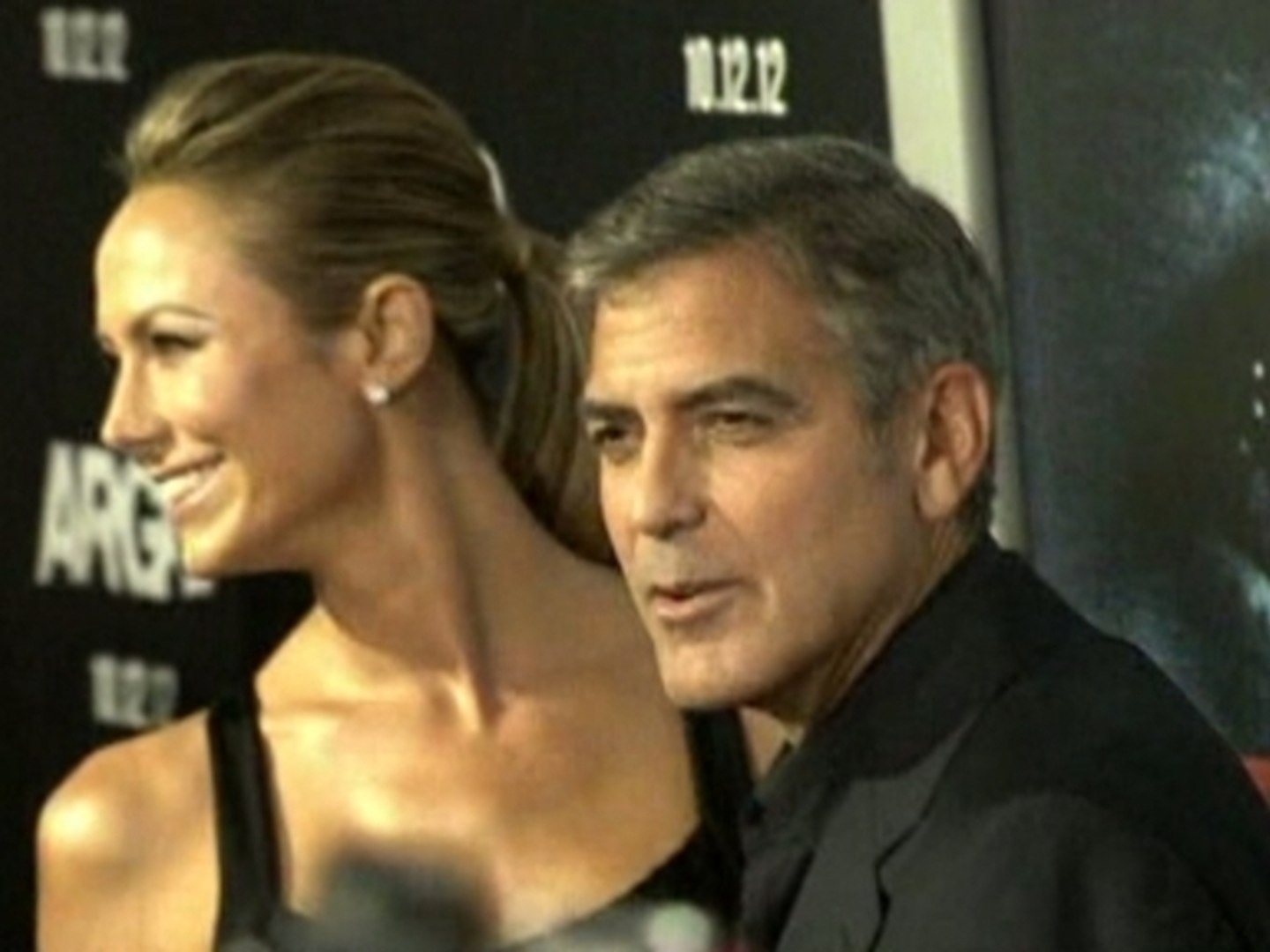 ⁣Ben Affleck premieres his action thriller