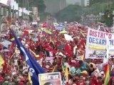 Chavez closes campaign with huge rally