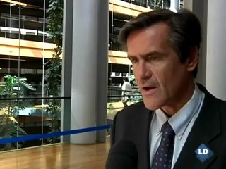 Los eurodiputados Mayor Oreja y López Aguilar a favor de la austeridad