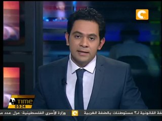 فودة يضع إكليل الزهور على النصب التذكاري
