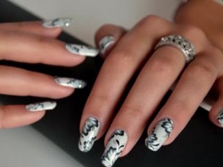 Tuto nail art one stroke black and white