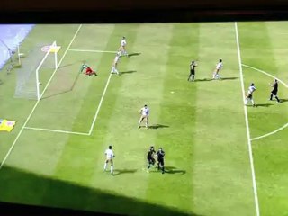 Quel jeu collectif et magnifique but de Mimi sur FIFA 2012