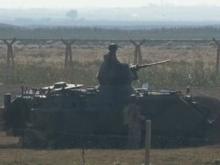 Syria violence spills over Turkey border