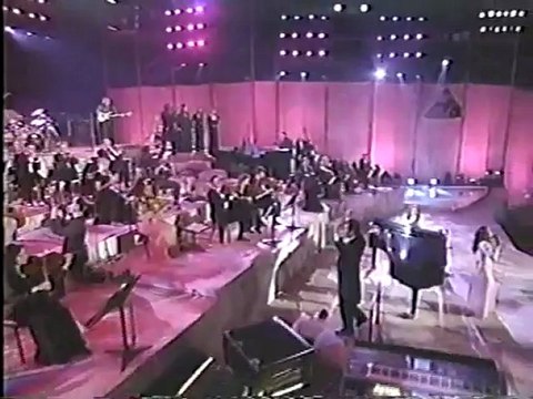 Live at the Taj Mahal India- Yanni - Love is all