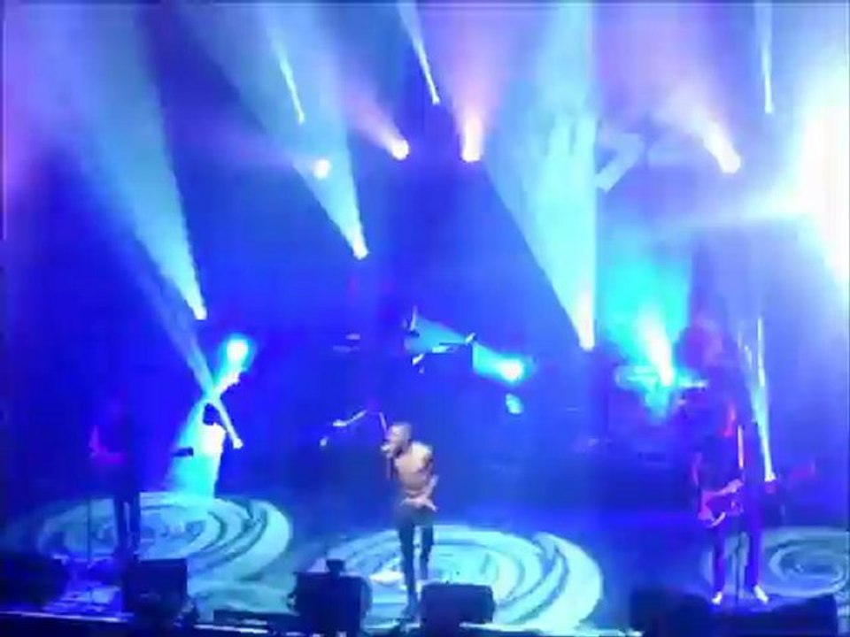 skip the use "ghost" a l'olympia le 03/10/2012