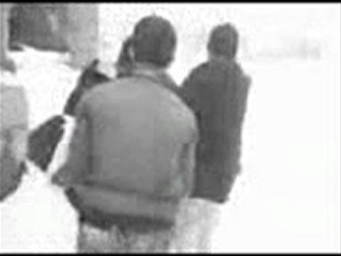 isyankar ft mutsuz stayla içimden akan yaşlar