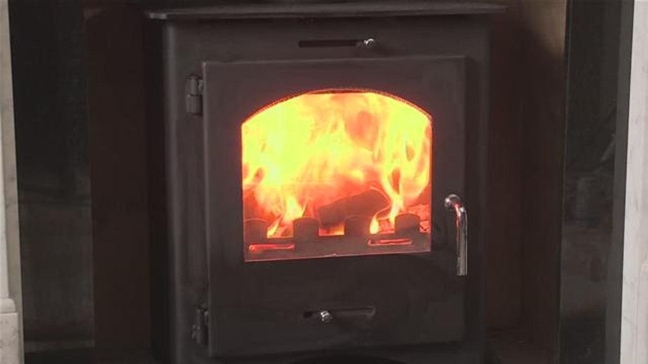How To Start A Log Fire In A Wood Burning Stove