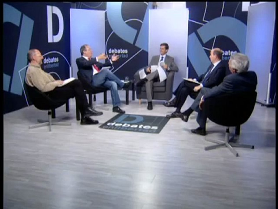 Debates en Libertad: La televisión pública a debate -30/04/11