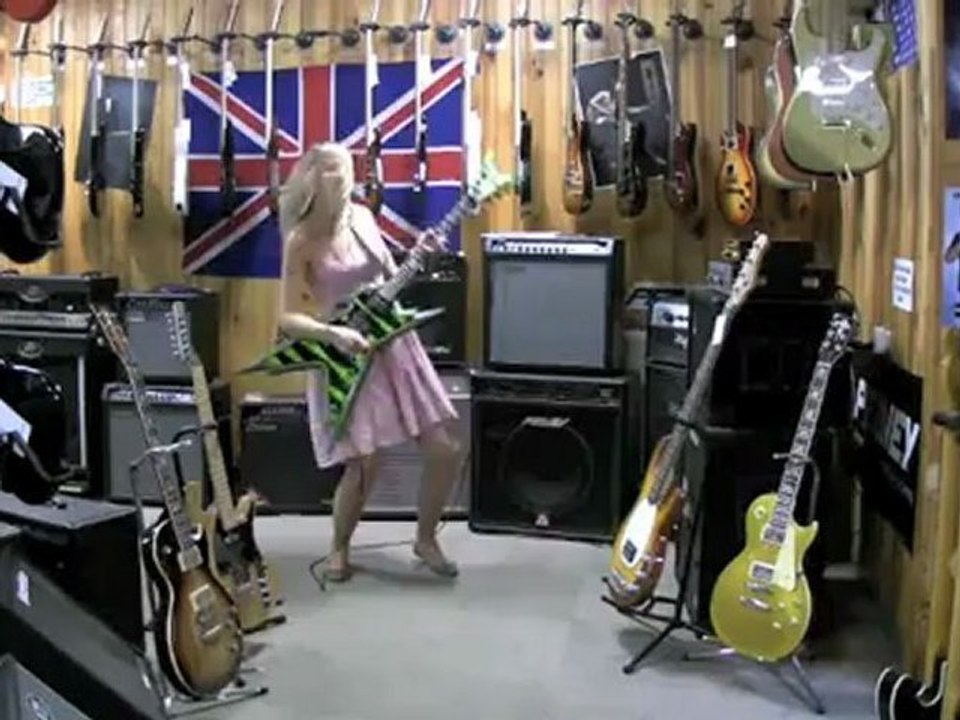 guitarshop_2011