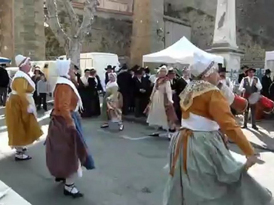 Danse Provençale, Lou galoubet de Lambesc