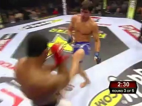 Ronaldo Jacare Souza vs Luke Rockhold
