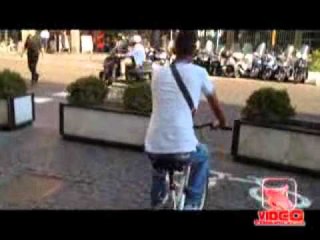 Napoli - La pista ciclabile (live 05.10.12)