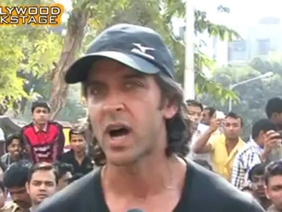 Hrithik Roshan ROMANCES Katrina Kaif again