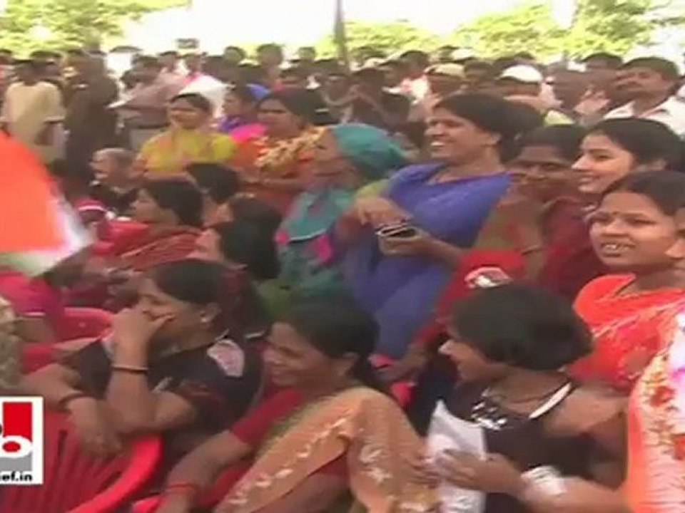 Priyanka Gandhi lists out Congress-led UPA government’s pro-poor policies