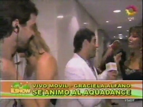 Pedro en Este es el Show 2 (con Paula) - 24 de Noviembre 2010