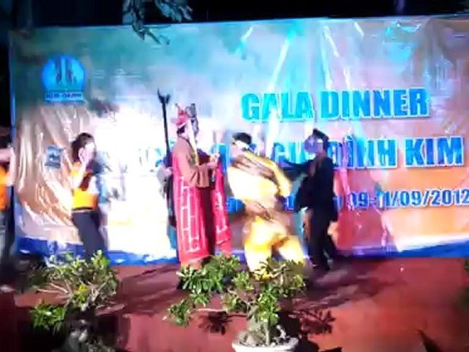 CON ĐƯỜNG ĐỊA ỐC KIM OANH - HÀNH TRÌNH TEAM BUILDING