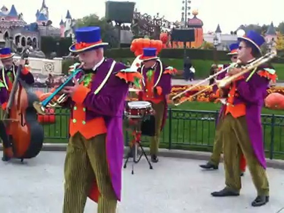 Fabulous Hallo-Swing Orchestra 2