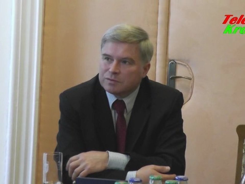 Przyszłość krośnieńskiego lotniska - konferencja Piotra Przytockiego