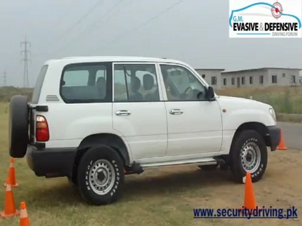 Defensive & Safe Driving Training Video - GM Driving Forum Pakistan