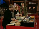Die Harald Schmidt Show - 0937 - 2001-06-08 - Hans Werner Olm, Anna Bertheau, Helmut und Nicky machen Sushi