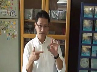 Super Triple Coin Eisenhower Dollar (with DVD) by Johnny Wong - Magic Trick