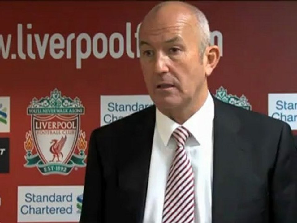 Pulis: 'Suarez ist über seine Beine gefallen'