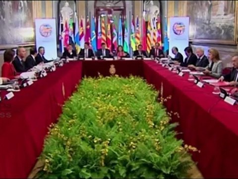 Monago aboga por dar una manita al Estado autonómico