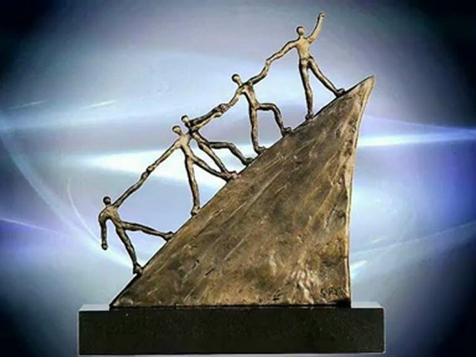 Persönliche Geschenke Jubiläum Skulpturen Amsterdam - jetzt bestellen bei InPrompt Business Services