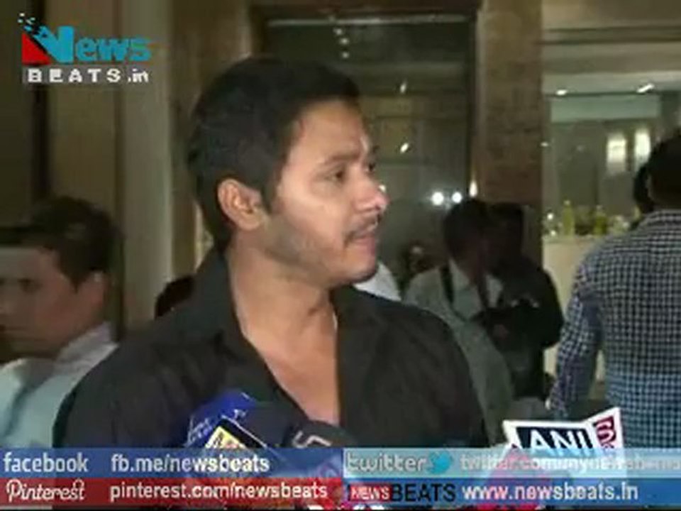 Shreyas Talpade at Maximum number of Shooting in Thailand Awards bash
