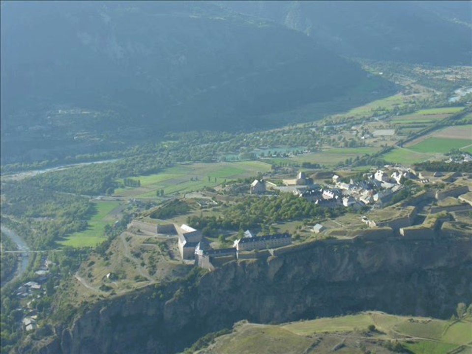 EYGLIERS & MONT DAUPHIN, HAUTES ALPES, FRANCE (3 of 4)