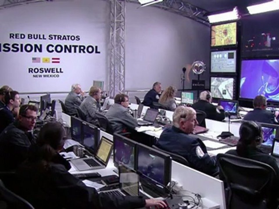 Spannung vor Rekordsprung aus der Stratosphäre