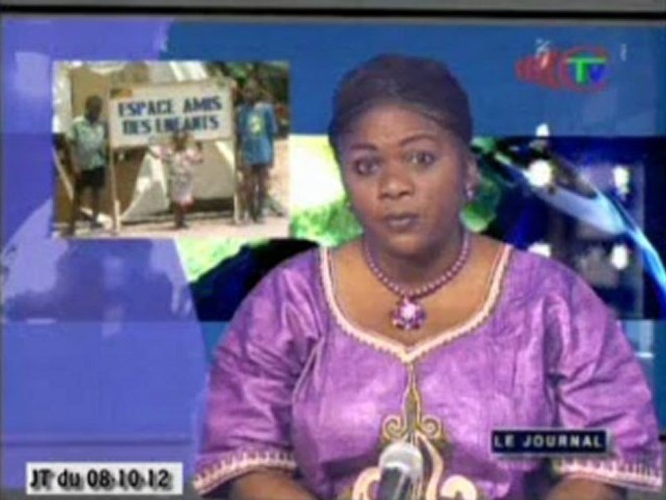 Remise des kits scolaires aux élèves sinistrés du site de la cité des 17