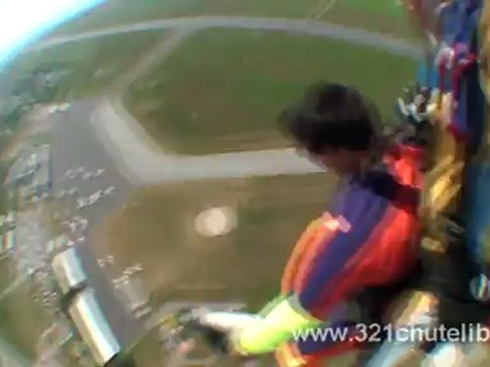 Le saut en parachute de Pedro