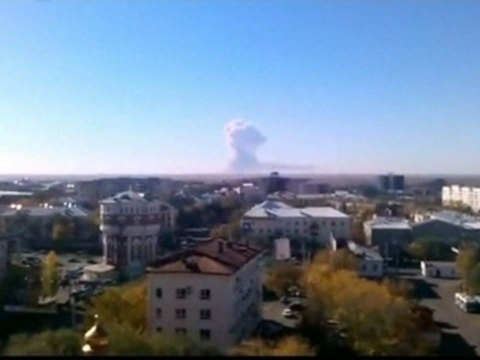 Blasts tear through Russia military facility