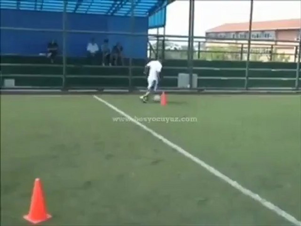 Marmara Üniversitesi Besyo Futbol Sınav Parkuru