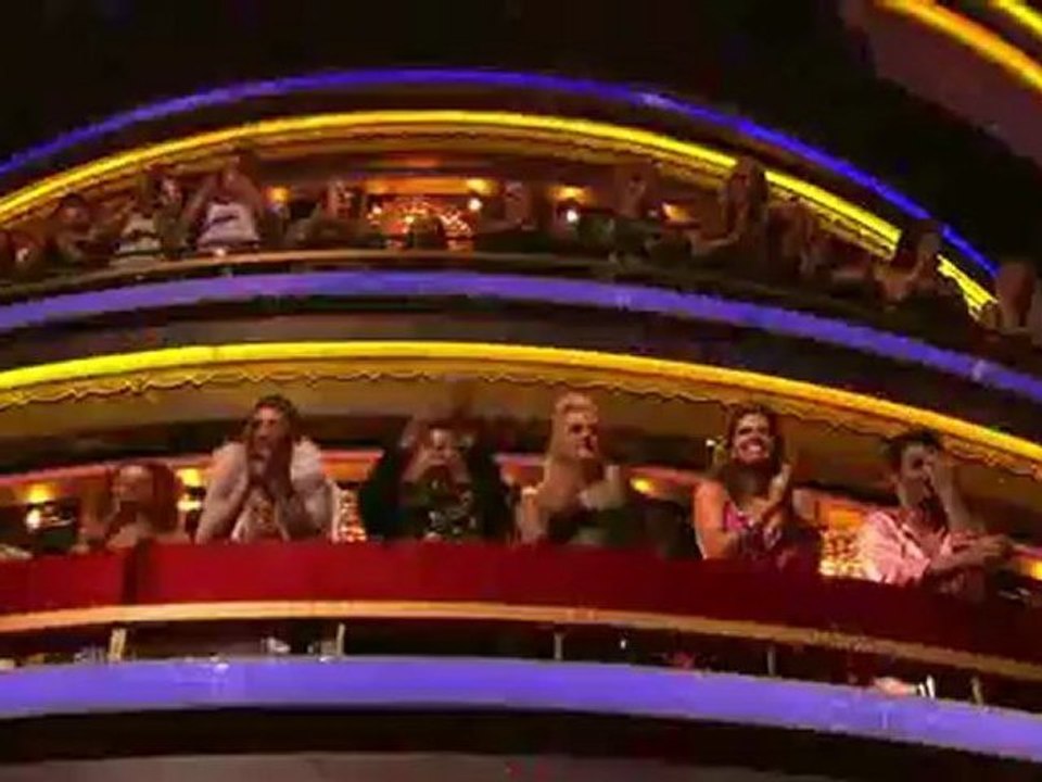 Kelly Monaco & Valentin Chmerkovskiy - Paso Doble