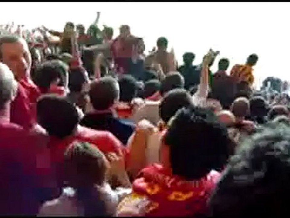 2008-2009 Galatasaray - Trabzonspor  Yürüyoruz Biz Bu Yolda