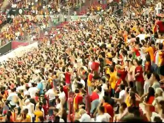 Galatasaray - Fiorentina  Omuz Omuza